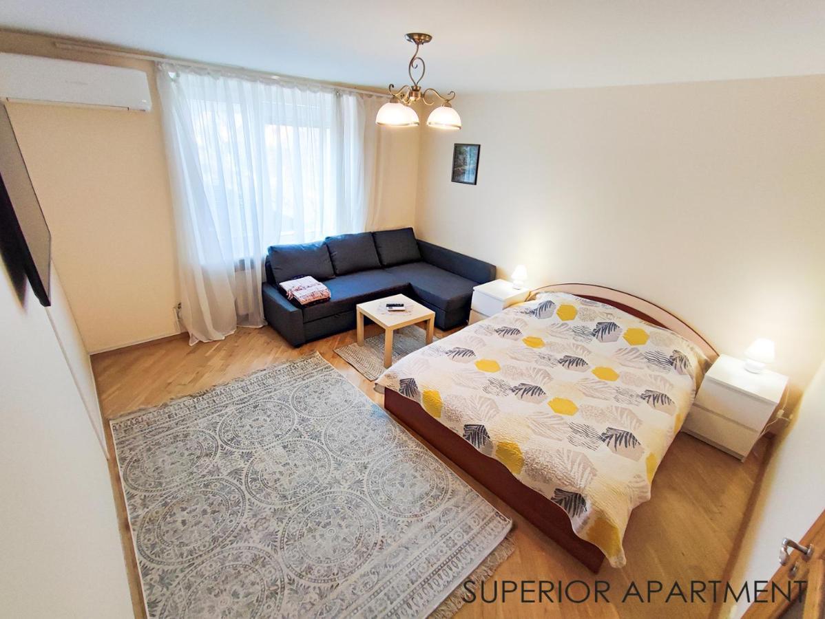 Ziuzi Apartments 克莱佩达 外观 照片